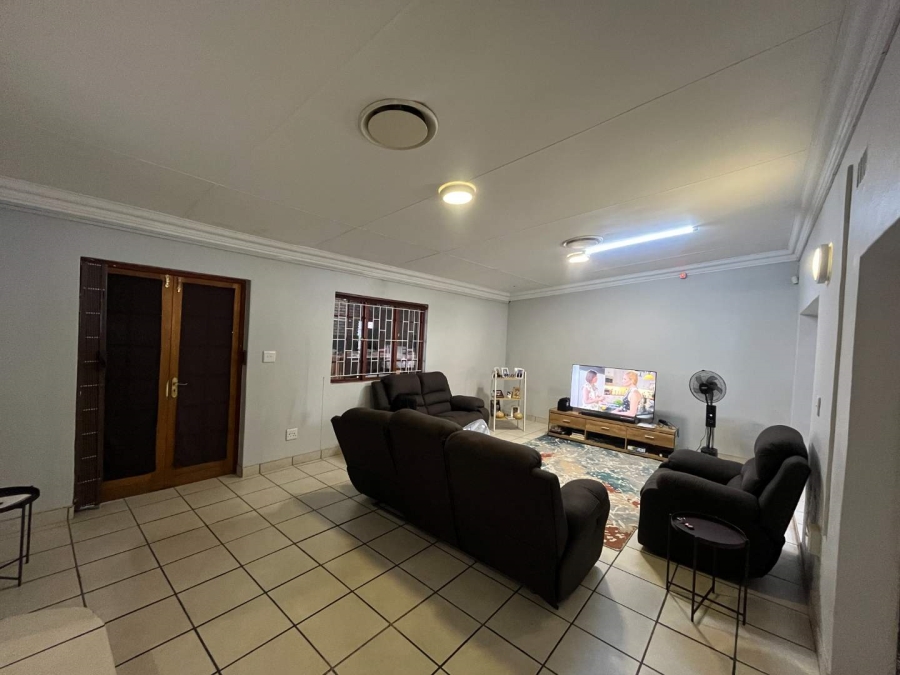 5 Bedroom Property for Sale in Keidebees Northern Cape